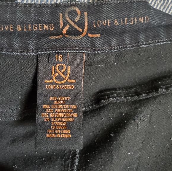 Love & Legend - Dustywash Distressed Skinny Jeans - Size 16 - EUC - Picture 9 of 10
